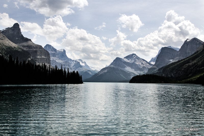 MALIGNE LAKE - JASPER ALBERTA CANADA