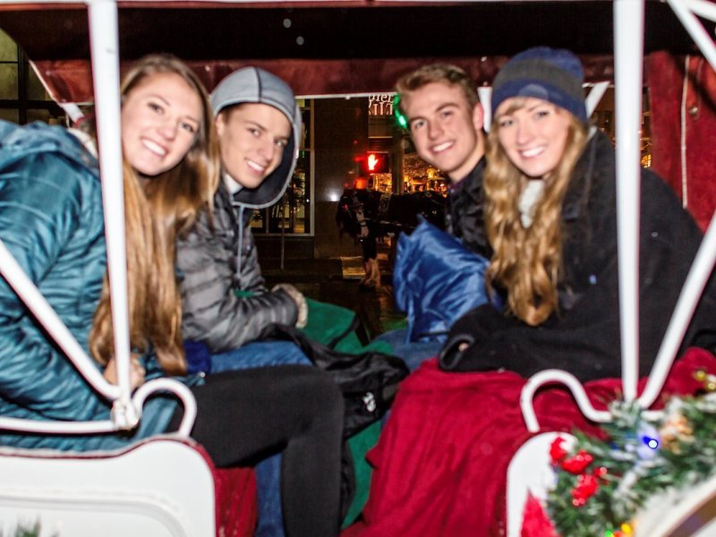 CARRIAGE-RIDE-024