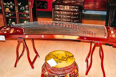 Lacquerware